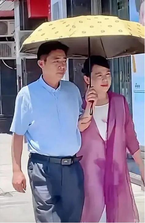 许敏云南直播带货首遇低谷人气不足一万看带货的产品明白原因(图3)