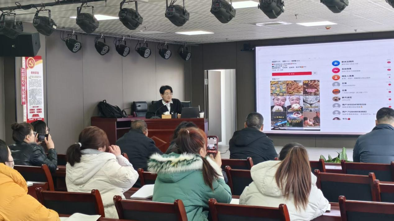 在合阳这群年轻人用手机做出好文章(图3)