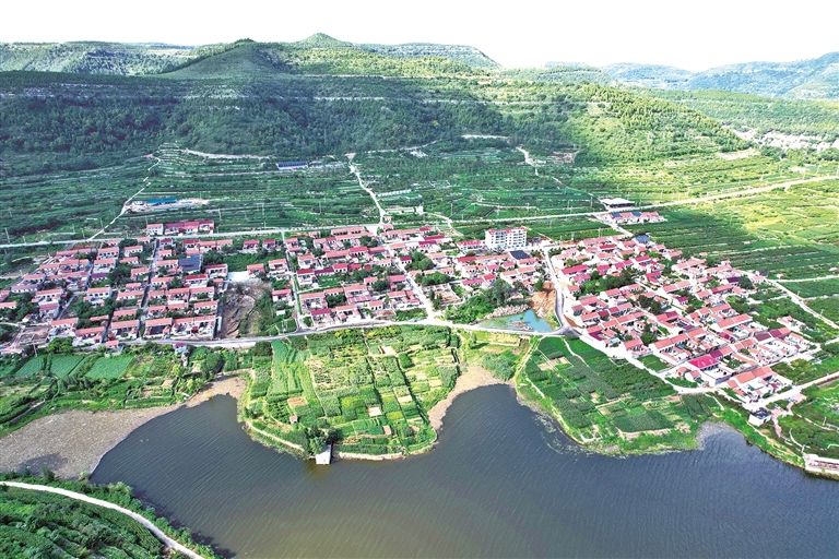 山东省临沂市沂水县诸葛镇北黄家庄村：沂水畔迎来红火订单(图2)