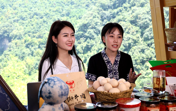 新疆“网红干部”坠马离世消息不实正在抢救愿我们一起祈祷(图1)