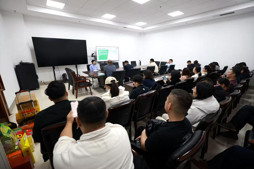 政企联动、数字赋能 “长字号”粮香飘进云端(图2)