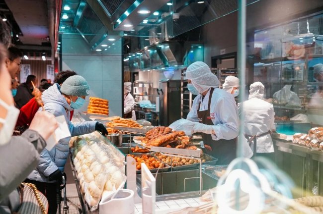 客流暴涨350%！华润万家华北调改店5连开掀起品质生活潮(图3)