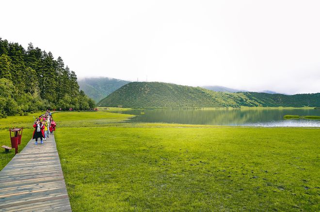 云南香格里拉三天两晚报团小团出游报团精品行程全住宿舒适安心(图2)