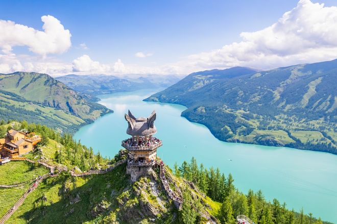 新疆阿勒泰六日游景点行程分享阿勒泰旅游6天5晚纯玩报团推荐(图2)