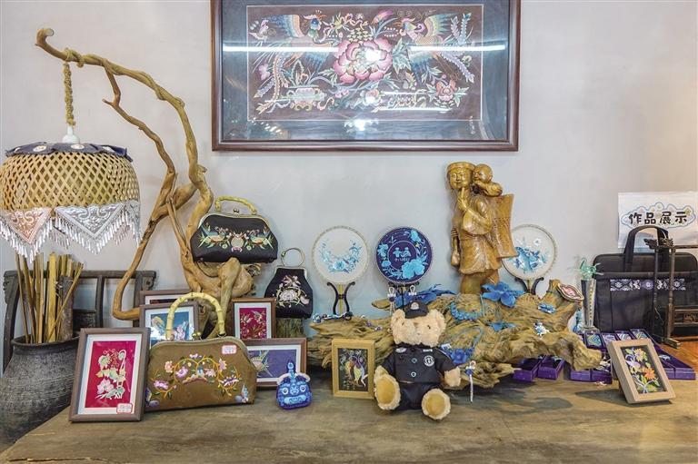 十八洞春·拼出幸福(图6)