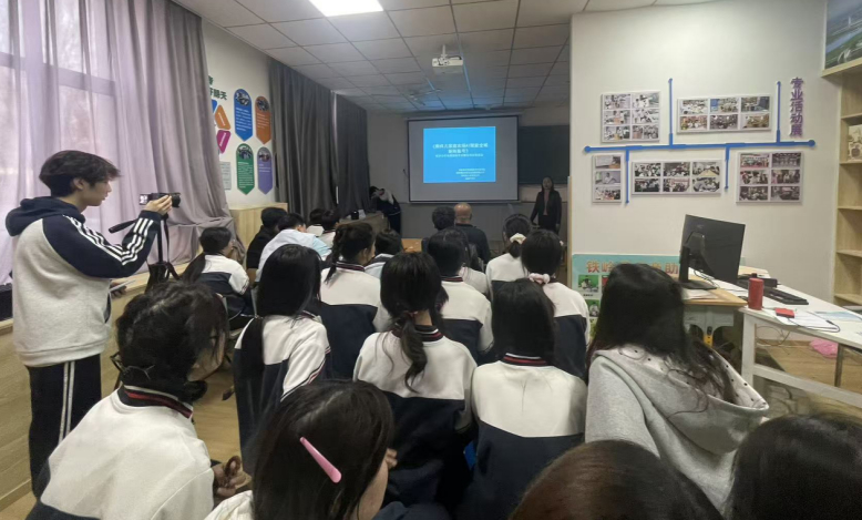 校企携手育英才 直播实战促成长——铁岭县职专数字媒体专业群开展电商创业培育孵化项目实战活动(图3)