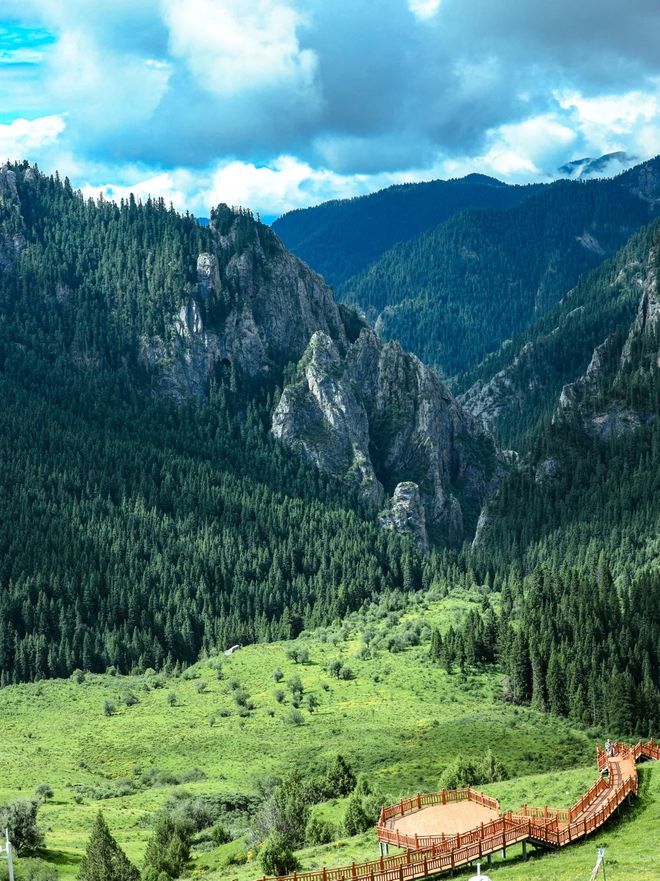 甘南旅游最佳6天5晚经典线路人均费用多少？跟团全攻略(图2)