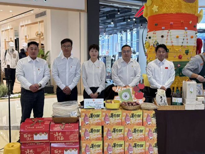 和美乡村直播间丨直播为笔 绘就乡富民安新画卷(图2)