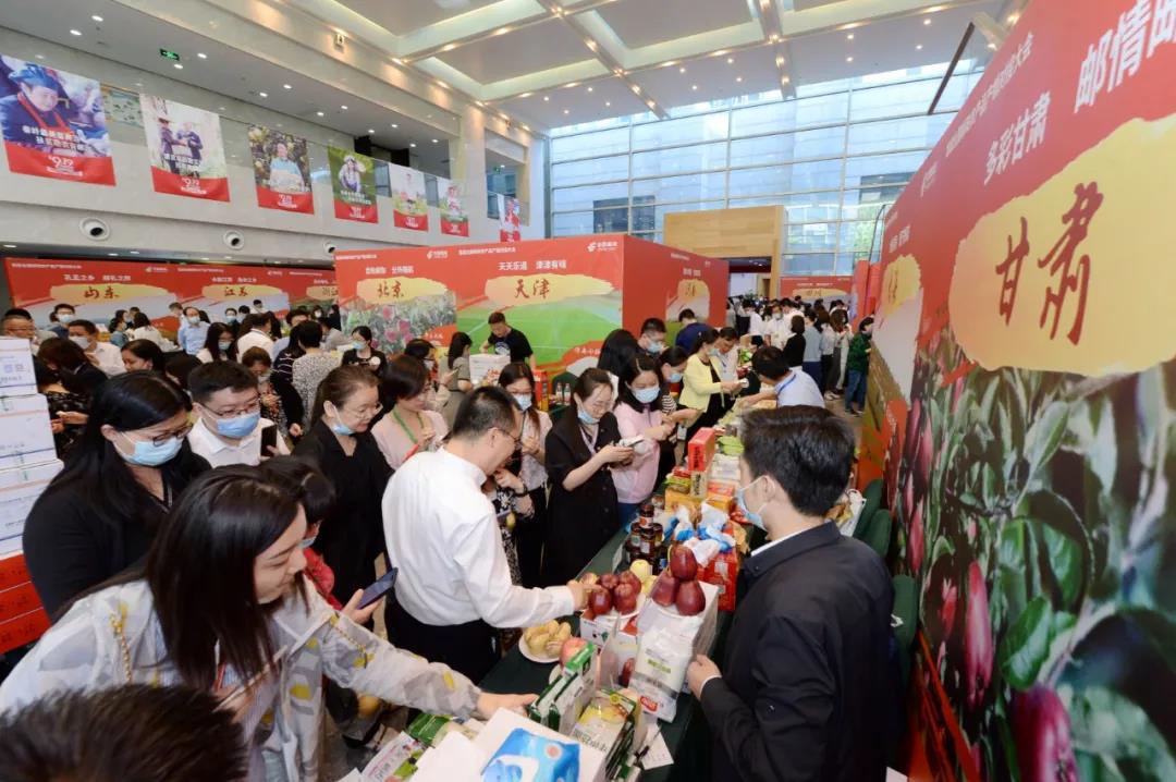 共赴“莓”好之约 柳州柳江区蓝莓大量上市(图1)
