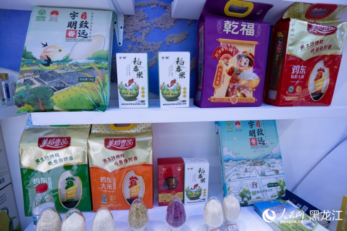龙江新观察｜田间好物“飘香”世界 黑龙江县域特产实力“圈粉”(图3)