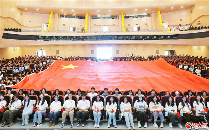 青春华章·重走西北角：在新时代奏响青春之歌 让正能量澎湃西部大地(图3)