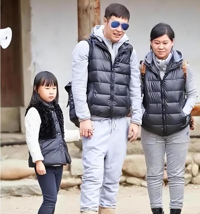 44岁小沈阳没想到曾被骂长相丑的女儿沈佳润已开始为他争光了(图7)