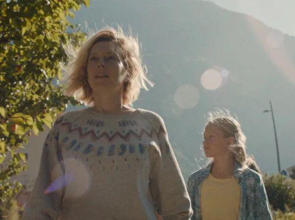 哈佛演讲女生引发争议K11 ELYSEA落户淮海中路汕头过亿违建豪宅被拆除(图31)