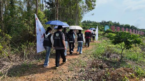 电商助农：广东职业技术学院青耕兴农突击队踏实践行乡村振兴路