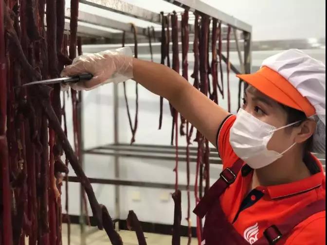 锡盟小伙快手短视频直播带火草原特产 年销售额400万(图3)