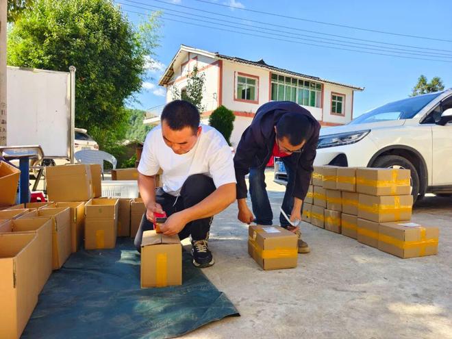 兔街镇：网络直播让优质“山货”直通“云端”(图2)