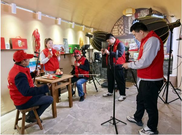 中国式现代化・榆林实践 清涧：直播带农货 “流量”变“销量”(图3)