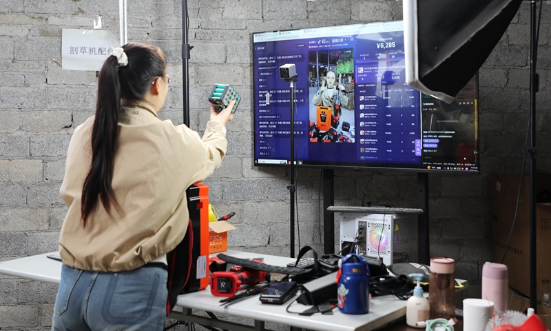 贵州桐梓：小村播发挥大作用 村民不出门就能卖货(图6)