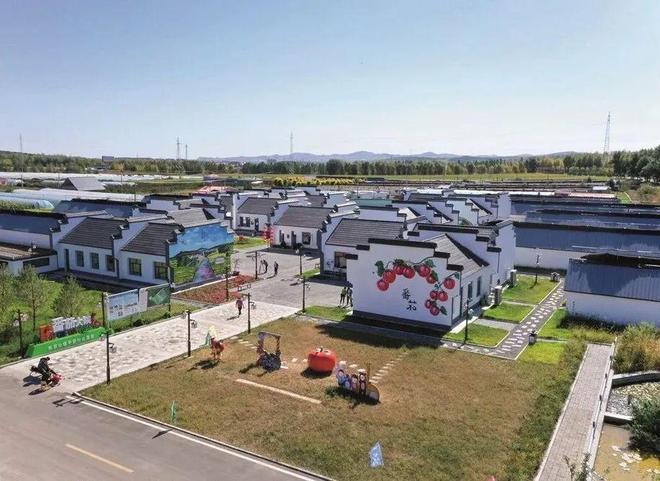 科右前旗：大草原和小庭院的交响(图1)