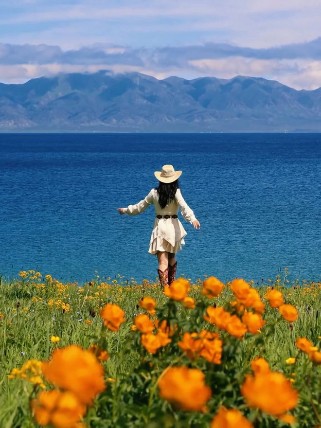 新疆八日游带老人私人游多少钱新疆阿勒泰8日游跟团费爆省30%